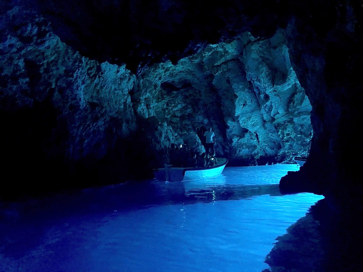 Grotte-bleue-croatie