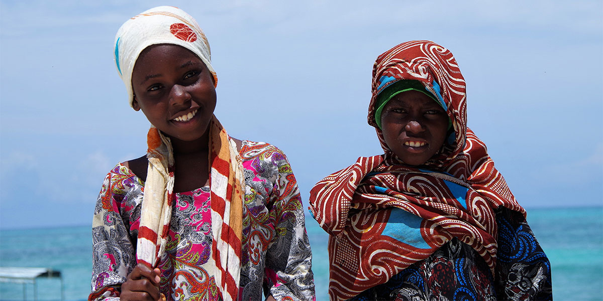 Portraits de deux fillettes à Zanzibar
