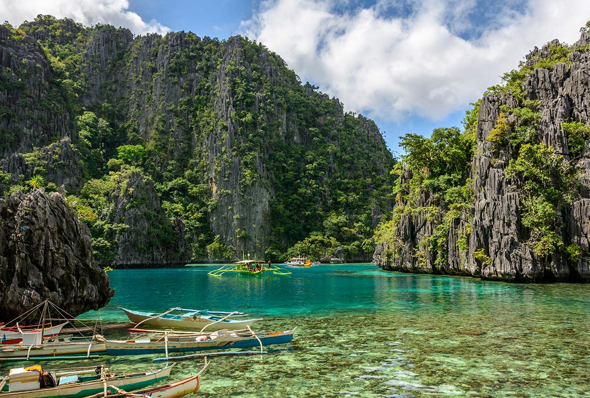 Barracuda_lake_Philippines_plongee